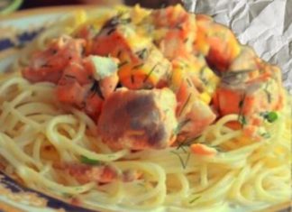 Сёмга в сливочно-чесночном соусе с гарниром из спагетти