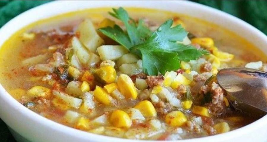 Суп с индейкой и кукурузой